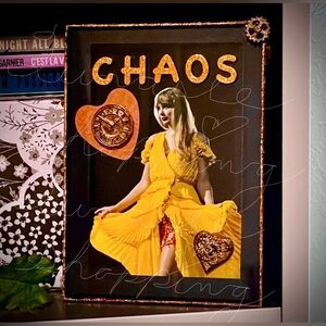 Taylor Swift framed photo bundle